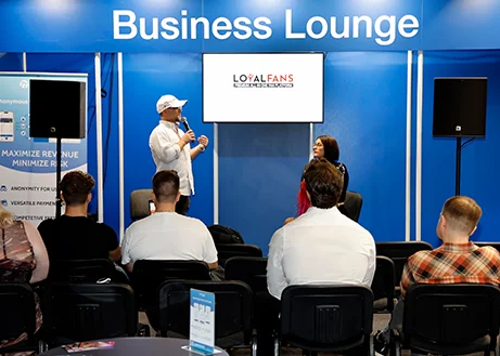 b-lounge business lounge